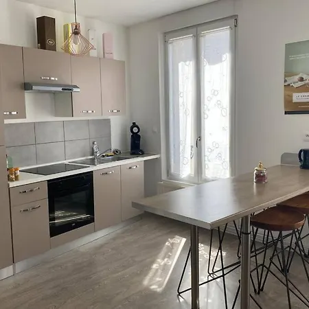 Dom Perignon, Magnifique Au Coeur Du Centre D'epernay 아파트 에페르네이