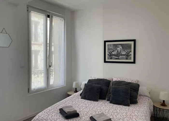 Dom Perignon, Magnifique Au Coeur Du Centre D'epernay Appartement *